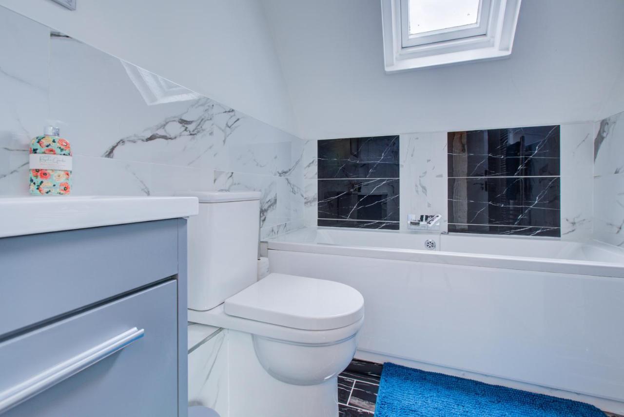 Luxury 3 Bedroom Apartment Close To Beach, Bournemouth & Meyrick Park المظهر الخارجي الصورة
