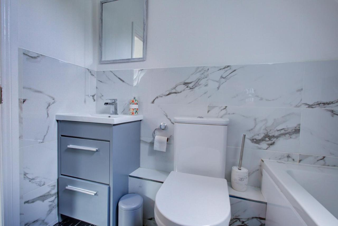 Luxury 3 Bedroom Apartment Close To Beach, Bournemouth & Meyrick Park المظهر الخارجي الصورة